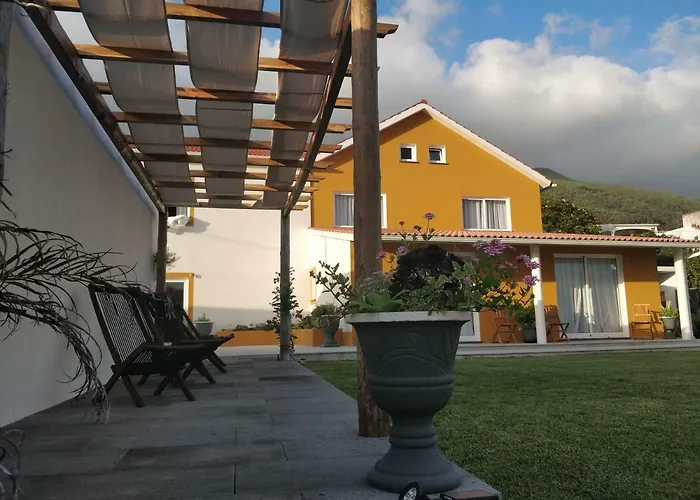 Casa D'avo And Urzelina